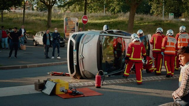 Intervention French firefighters on a road accident