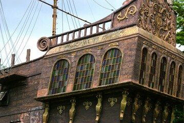 close up of old wooden ship, antique sail ship exterior