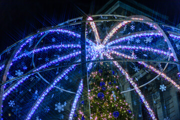 Milano, luci di Natale 2024