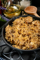 Lenten sauerkraut with mushrooms.