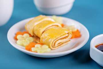 Asian omelette roll with vegetables