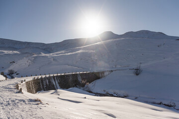 Paessaggi dell'Appennino bolognese innevato a dicembre