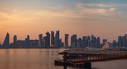 Obraz premium City view of the old port area at sunset of ​​Doha, Qatar