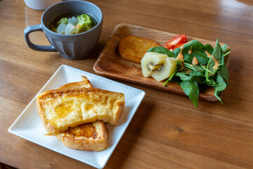 フレンチトーストモーニング