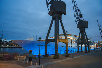 Fototapety na wymiar - Fototapeta24.pl