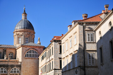Fototapeta premium クロアチアにあるドゥブロブニクのとても美しい旧市街風景