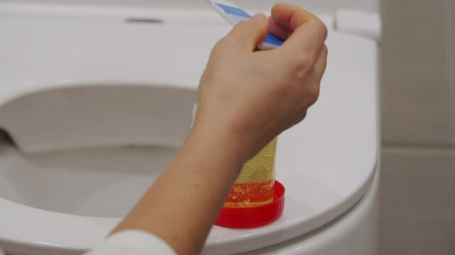 Russian multi panel drug screening test. Urine drug screen rapid test ten drugs. Urine drug screening at home. Urine rapid drug test detects whether someone has recently used drugs.