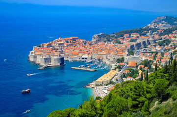 Naklejka premium スルジ山から眺めるドゥブロブニクの超絶景