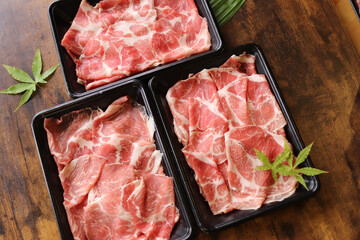 国産豚肩ローススライス切り落とし