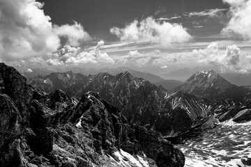 Obraz premium Zugspitzenblick in schwarz/weiß