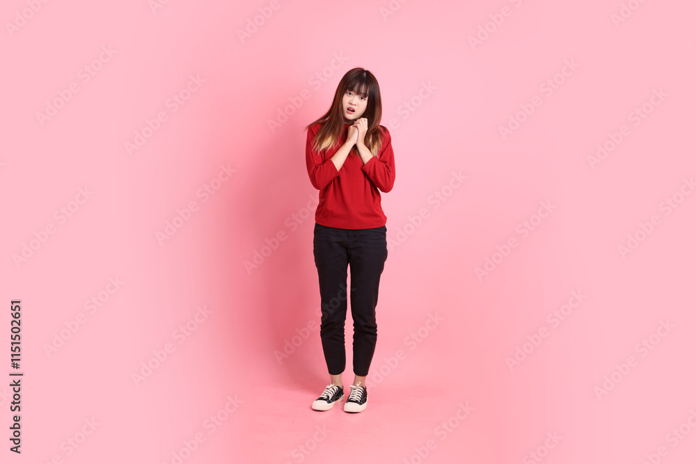 Wall mural 20s woman in red t-shirt