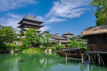 Naklejka premium chinese temple in the park