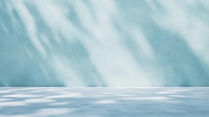 Obraz premium Panoramic blue background with sunlight and blurred wall shadows, perfect for winter product display