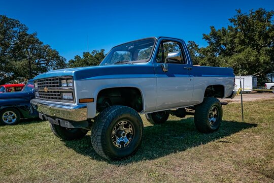 Customized 1990 Chevrolet K5 Blazer Pickup Truck