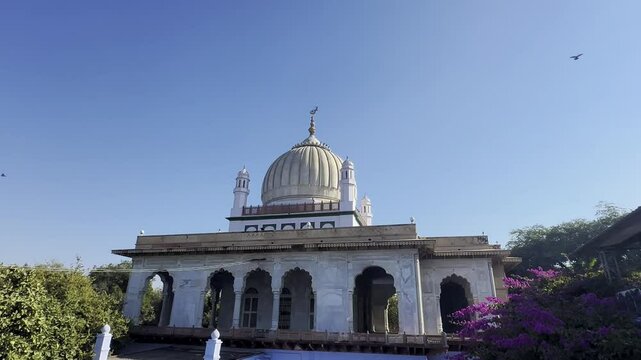 video footage taken from the outside of the tomb of Hazrat Imam Rabbani Ahmed Faruk, an Islamic scholar and Sufi who lived in the 15th century, in the city of Sirhind, India.