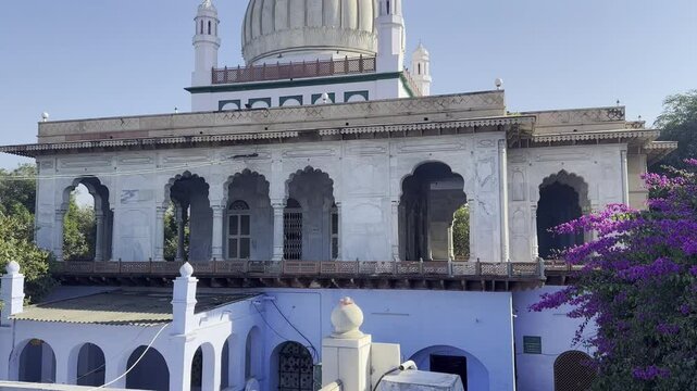 video footage taken from the outside of the tomb of Hazrat Imam Rabbani Ahmed Faruk, an Islamic scholar and Sufi who lived in the 15th century, in the city of Sirhind, India.