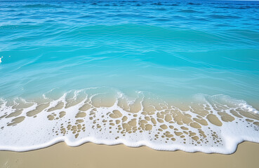 Obraz premium Serene ocean waves gently lapping on a sandy beach
