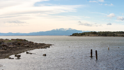 Panorama du mont Canigou  et de l'étang de Salses/Leucate 