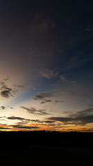 Obraz premium sunset over the field