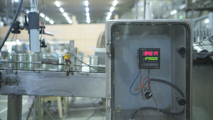 Process and production line in canned fish factory