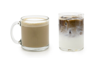 얀 배경 위 아이스컵과 핫컵에 담긴 카페라떼