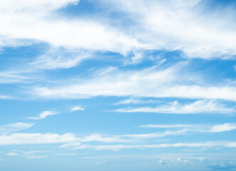 Obraz premium Sky cloud background blue skyline summer white cloudy clear nature spring winter landscape weather sunshine horizon air light eco system wallpaper environment suny pattern backdrop fluffy season.