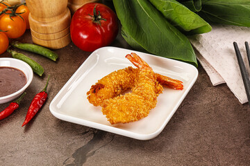 Crispy breaded golden fried prawns