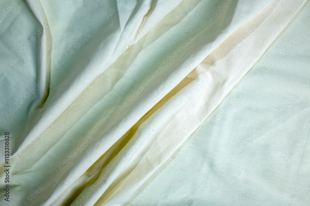 Poster top view of crumpled white fabric for abstract pattern texture background