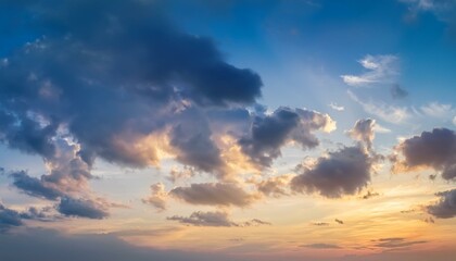 Obraz premium calm natural evening cloudy sky scape background