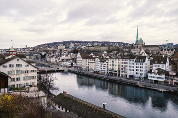 Obraz premium Zurich Switzerland, high angle aerial view city skyline from Lindenhof, in winter, cityscape