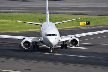 THE BEAUTY OF ENGINEERING IN COMMERCIAL AIRCRAFT AND THE PLEASURE OF TRAVELING