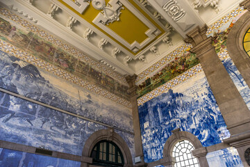 Sao Bento railway Station hall with azulejos tiles depicting Portuguese historical events in Porto