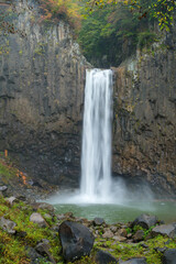 Fototapeta premium 苗名滝の断崖