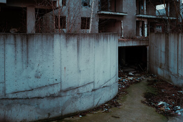 ruins, urbex, abandoned building, demolition, destroyed city, rubble, concrete