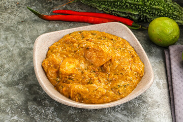 Indian cuisne - Chicken massala with sauce