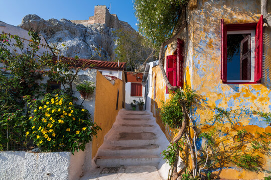 Fototapeta The Plaka District street view in Athens