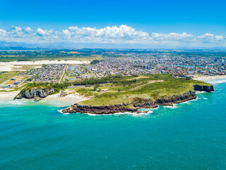 Fototapeta premium Torres RS. Aerial view of Guarita Park and the city of Torres in the background