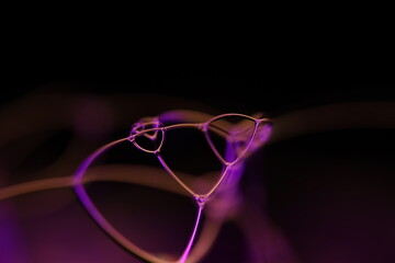 Orange and purple fluid forms, liquid abstraction, colour waves, deep dark backgrounds, geometric shapes, liquid connection