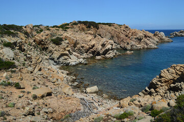 La costa dell'isola di Caprera