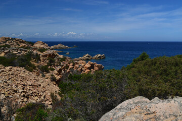 La costa dell'isola di Caprera