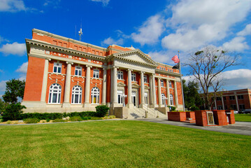 Obraz premium County building in Arcadia Florida FL