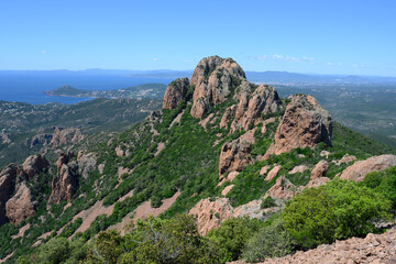 Panorama pic du cap Roux