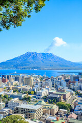 秋の城山公園展望台から見た桜島と景色　鹿児島県鹿児島市　Sakurajima and...