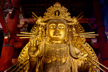 東大寺大仏殿・如意輪観音（奈良県・奈良市）