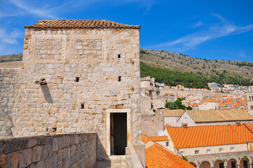 Fototapeta premium 城壁から眺めるドゥブロブニクのとても美しい風景