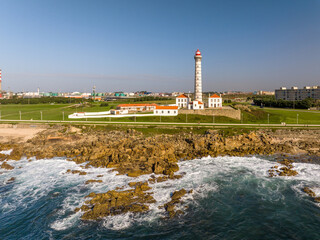Farol de Leça o Boa Nova situado en Leça da Palmeira distrito de Oporto, Portugal