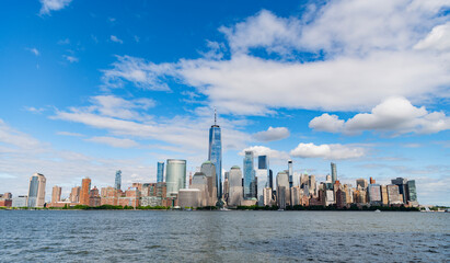 Fototapeta premium Manhattan's beautiful skyline, New York, United States. New York City with Manhattan Skyline over Hudson River,New York City, USA .View of New York city skyline in Midtown Manhattan.