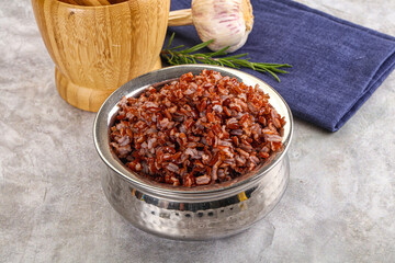Red steamed rubine rice garnish