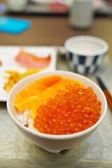 鮭イクラ丼