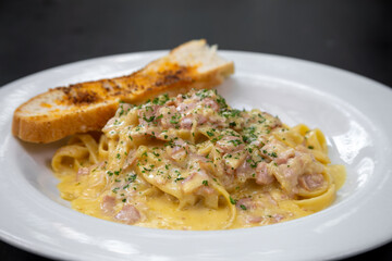 carbonara pasta